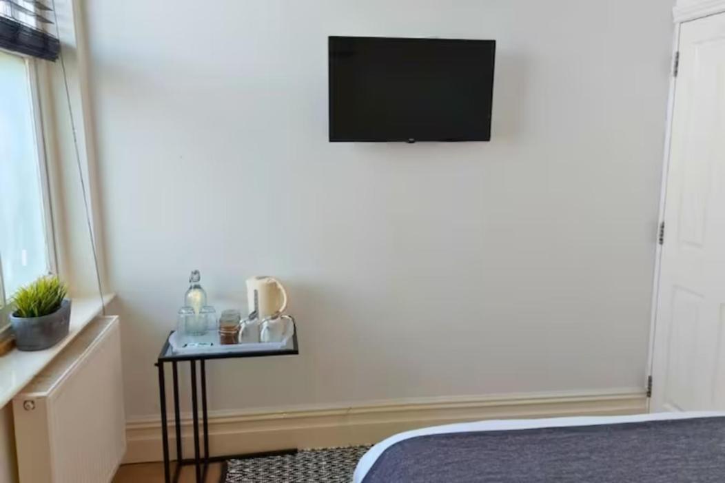 Stylish Double Room In City Centre - Shared Bathroom - Parking Preston  Exteriör bild